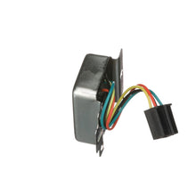 Charger l'image dans la galerie, VR-115 Standard Ignition Voltage Regulator Standard Ignition Canada