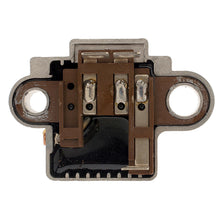 Charger l'image dans la galerie, VR-435 Standard Ignition Voltage Regulator Standard Ignition Canada