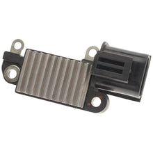 Charger l'image dans la galerie, VR-490 Standard Ignition Voltage Regulator Standard Ignition Canada