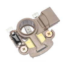 Charger l'image dans la galerie, VR-776 Standard Ignition Voltage Regulator Standard Ignition Canada