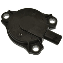 Charger l'image dans la galerie, VVT403 Standard Import Engine Variable Valve Timing (VVT) Solenoid Standard Import Canada