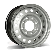 Charger l'image dans la galerie, X43886 - RSSW Steel Wheel 18X7.5 8X180 ET 40mm Bore 124mm Silver - RSSW Wheels Canada
