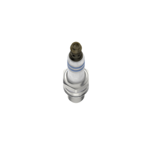 Load image into Gallery viewer, YR6LDE Nickel Spark Plug Bosch Canada