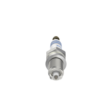 Load image into Gallery viewer, YR6LDE Nickel Spark Plug Bosch Canada