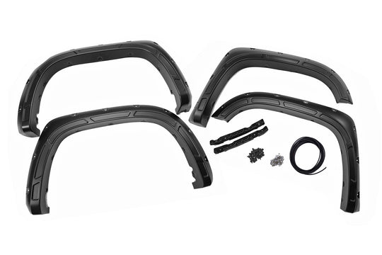 A-T11411-202 Defender Pocket Fender Flares - 202 Black Onyx - Toyota Tundra (14-21) Rough Country Canada