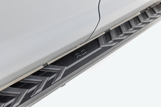 41005 BA2 Running Boards - Side Step Bars - Crew Cab - Toyota Tundra (2007-2021) Rough Country Canada