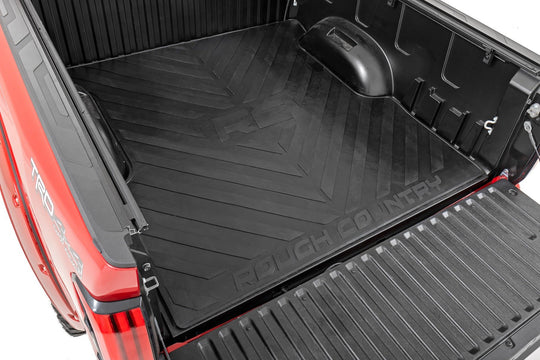 RCM689 Bed Mat - 5'7" Bed - RC Logo - Toyota Tundra 2WD/4WD (2022-2023) Rough Country Canada