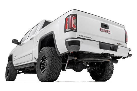 11640 7 Inch Stamped Steel LCA Lift Kit - Forged UCA - Bracket - M1 Struts/M1 - Chevy/GMC 1500 (16-18) Rough Country Canada