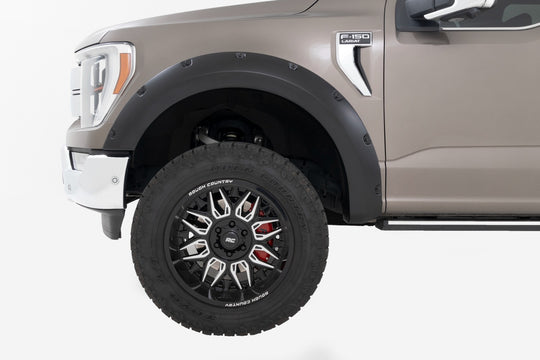 F-F20911A-JS Pocket Fender Flares - JS Iconic Silver - Ford F-150 2WD/4WD (21-23) Rough Country Canada