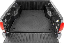 Charger l'image dans la galerie, RCM688 Bed Mat - 5' Bed - Toyota Tacoma 2WD/4WD (2005-2023) Rough Country Canada