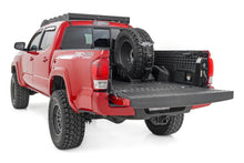 Load image into Gallery viewer, 99073 Bed Mount Spare Tire Carrier - Universal Rough Country Canada