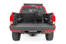Load image into Gallery viewer, 99073 Bed Mount Spare Tire Carrier - Universal Rough Country Canada