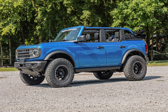 591141 2 Inch Lift Kit - Lifted Struts - Ford Bronco 4WD (2021-2023) Rough Country Canada