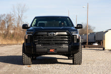 Load image into Gallery viewer, 501148 2 Inch Leveling Kit - Loaded Strut - Toyota Tundra 4WD (2022-2023) Rough Country Canada