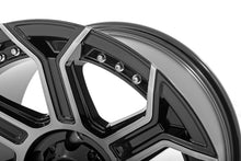 Charger l'image dans la galerie, 89170917 Rough Country 89 Series Wheel - One-Piece - Black Machined Gun Metal - 17x9 - 6x135 - -12mm Rough Country Canada