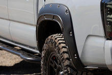 Load image into Gallery viewer, A-T11621-1J9 Defender Pocket Fender Flare - Silver - Toyota Tacoma (16-23) Rough Country Canada