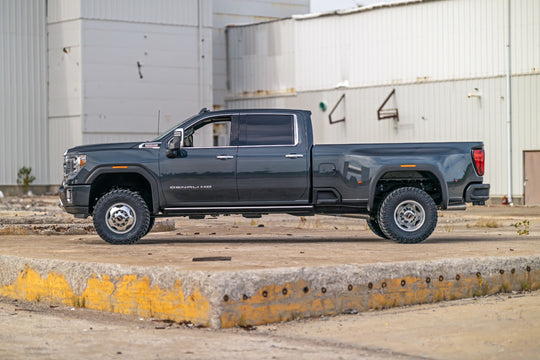 95630 3 Inch Lift Kit - Chevy/GMC Sierra 3500 HD/Silverado 3500 HD (20-23) Rough Country Canada