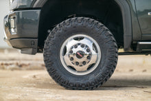 Charger l'image dans la galerie, 95630 3 Inch Lift Kit - Chevy/GMC Sierra 3500 HD/Silverado 3500 HD (20-23) Rough Country Canada