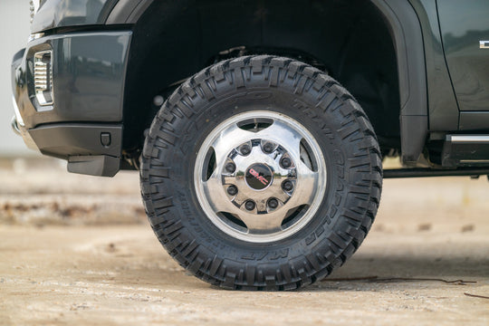 95630 3 Inch Lift Kit - Chevy/GMC Sierra 3500 HD/Silverado 3500 HD (20-23) Rough Country Canada