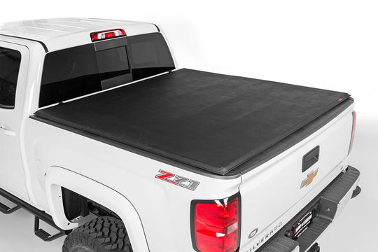 RC44705501 Bed Cover - Tri Fold - Soft - 5' Bed - Toyota Tacoma 2WD/4WD (05-15) Rough Country Canada