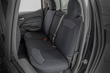 Charger l'image dans la galerie, 91051 Seat Covers - Front Bucket - Rear Bench - Chevy/GMC Canyon/Colorado (15-22) Rough Country Canada