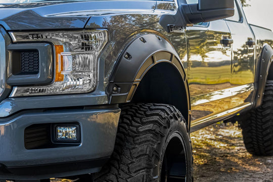 A-F11811 Defender Pocket Fender Flares - Ford F-150 2WD/4WD (2015-2020) Rough Country Canada