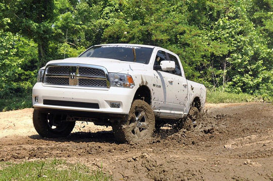 32930 6 Inch Lift Kit - Ram 1500 4WD Rough Country Canada