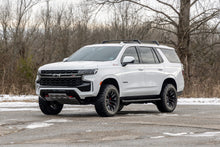 Charger l'image dans la galerie, 11201 2 Inch Lift Kit - OE Air Ride - Chevy Tahoe 4WD (2022) Rough Country Canada