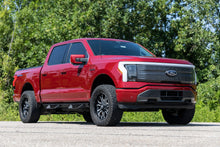 Charger l'image dans la galerie, 40900 3 Inch Lift Kit - Forged UCA - Ford F-150 Lightning 4WD (2022) Rough Country Canada