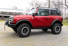 Charger l'image dans la galerie, 51071 2.5 Inch Lift Kit - Ford Bronco 4WD (2021-2023) Rough Country Canada