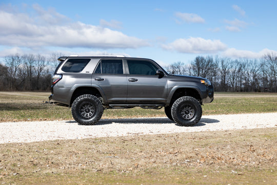 73830 6 Inch Lift Kit - Toyota 4Runner 2WD/4WD (2015-2020) Rough Country Canada