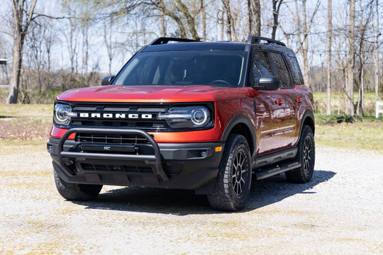 40131 1.5 Inch Lift Kit - Lifted Struts - Ford Bronco Sport 4WD (21-23) Rough Country Canada