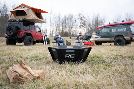 117513A Overland Collapsible Fire Pit w/Carry Bag Rough Country Canada