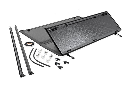 47120650 Hard Low Profile Bed Cover - 6'6" Bed - Chevy/GMC 1500 (19-23) Rough Country Canada