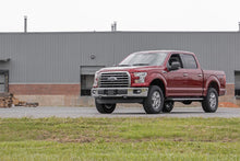 Charger l'image dans la galerie, 501074 2 Inch Leveling Kit - Loaded Strut - Ford F-150 2WD (2014-2023) Rough Country Canada