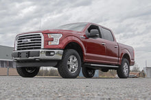 Load image into Gallery viewer, 501068 2 Inch Leveling Kit - Loaded Strut - Ford F-150 4WD (2014-2023) Rough Country Canada