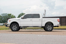 Charger l'image dans la galerie, 54431 3 Inch Lift Kit - N3 Struts - Ford F-150 4WD (2009-2013) Rough Country Canada