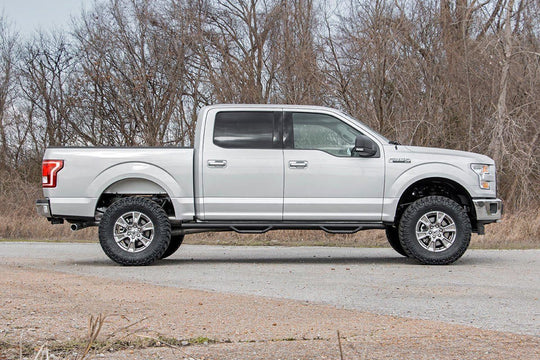 51014 3 Inch Lift Kit - Ford F-150 4WD (2014-2020) Rough Country Canada