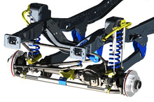 Charger l'image dans la galerie, 59640 6 Inch Lift Kit - Gas - M1 - Ford Super Duty 4WD (2005-2007) Rough Country Canada