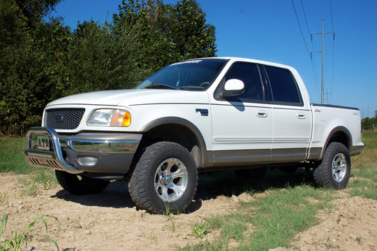 7544 2.5 Inch Leveling Kit - Ford F-150 4WD (1997-2003) Rough Country Canada