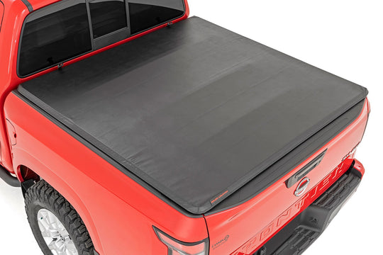 RC44805522 Bed Cover - Tri Fold - Soft - 5' Bed - Nissan Frontier (22-23) Rough Country Canada