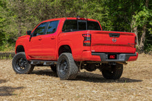 Charger l'image dans la galerie, AL622224 AL2 Drop Steps - Crew Cab - Nissan Frontier 2WD/4WD (2005-2023) Rough Country Canada