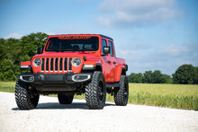 Load image into Gallery viewer, 63740 3.5 Inch Lift Kit - Spacers - M1 - Jeep Gladiator JT 4WD (20-22) Rough Country Canada