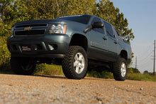 Load image into Gallery viewer, 20900 7.5 Inch Lift Kit - Chevy Avalanche 1500 2WD/4WD (2007-2013) Rough Country Canada