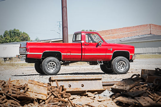 19730 4 Inch Lift Kit - 56 Inch Rear Springs - Chevy/GMC C20/K20 C25/K25 Truck (73-76) Rough Country Canada