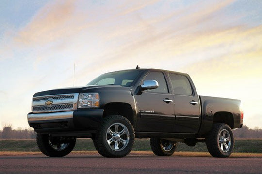 26231 5 Inch Lift Kit - N3 Strut - Chevy/GMC 1500 (07-13) Rough Country Canada