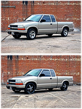 Load image into Gallery viewer, 724 Lowering Kit - 2 Inch FR - 2.5 Inch RR - Chevy/GMC S10 Truck (82-03)/Sonoma (91-03) Rough Country Canada