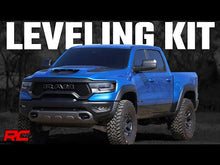 Load image into Gallery viewer, 31300 1.5 Inch Leveling Kit - Ram 1500 TRX 4WD (2021-2023) Rough Country Canada