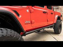 Charger l'image dans la galerie, RCJ1980T Nerf Steps - Wheel to Wheel - Jeep Gladiator JT 4WD (2020-2023) Rough Country Canada