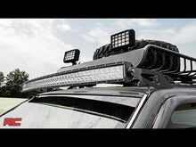 Charger l'image dans la galerie, 70567 LED Light Mount - Upper Windshield - 50" Curved - Jeep Grand Cherokee ZJ (93-98) Rough Country Canada